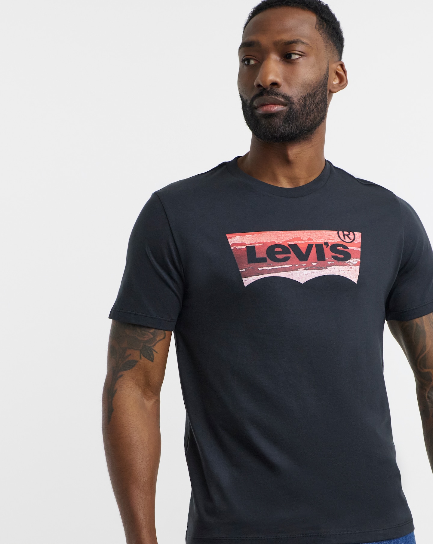 New In - Levi's Graphic Batwing T-Shirt