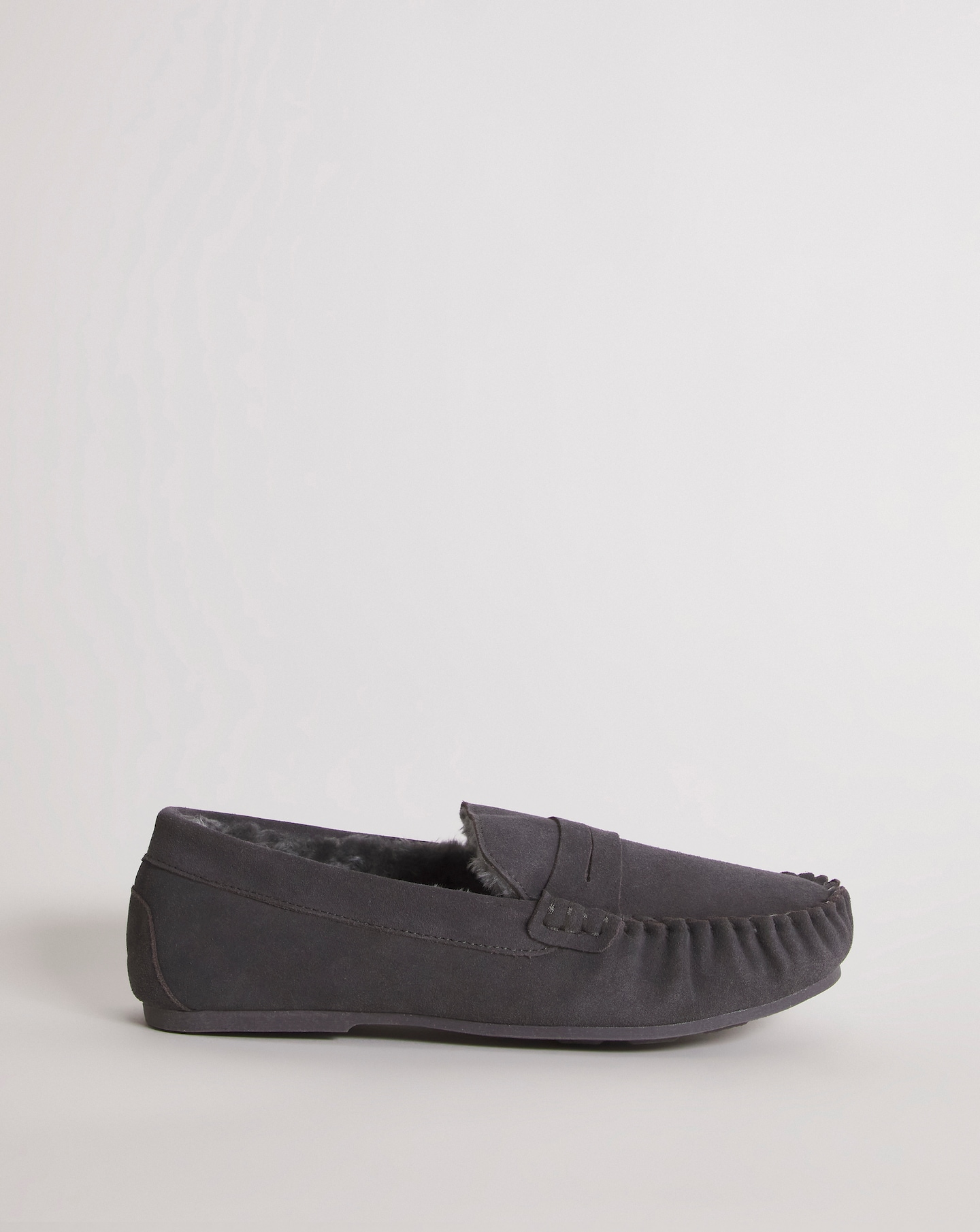 Luxury Suede Saddle Loafer Slipper