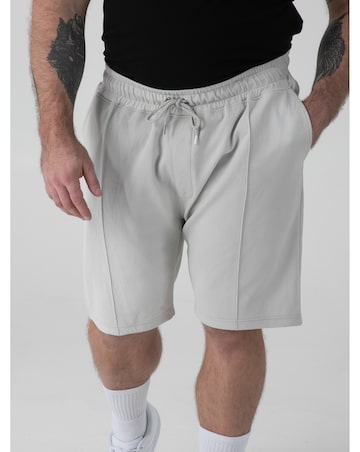 TURNER-D555 Stretch Pique Elasticated Shorts With Pin Tuck Front & Zipper Pocket