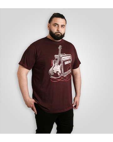 D555 Big And Tall Barnsley Guitar And Amp Printed Crew Neck T-Shirt - Burgunady