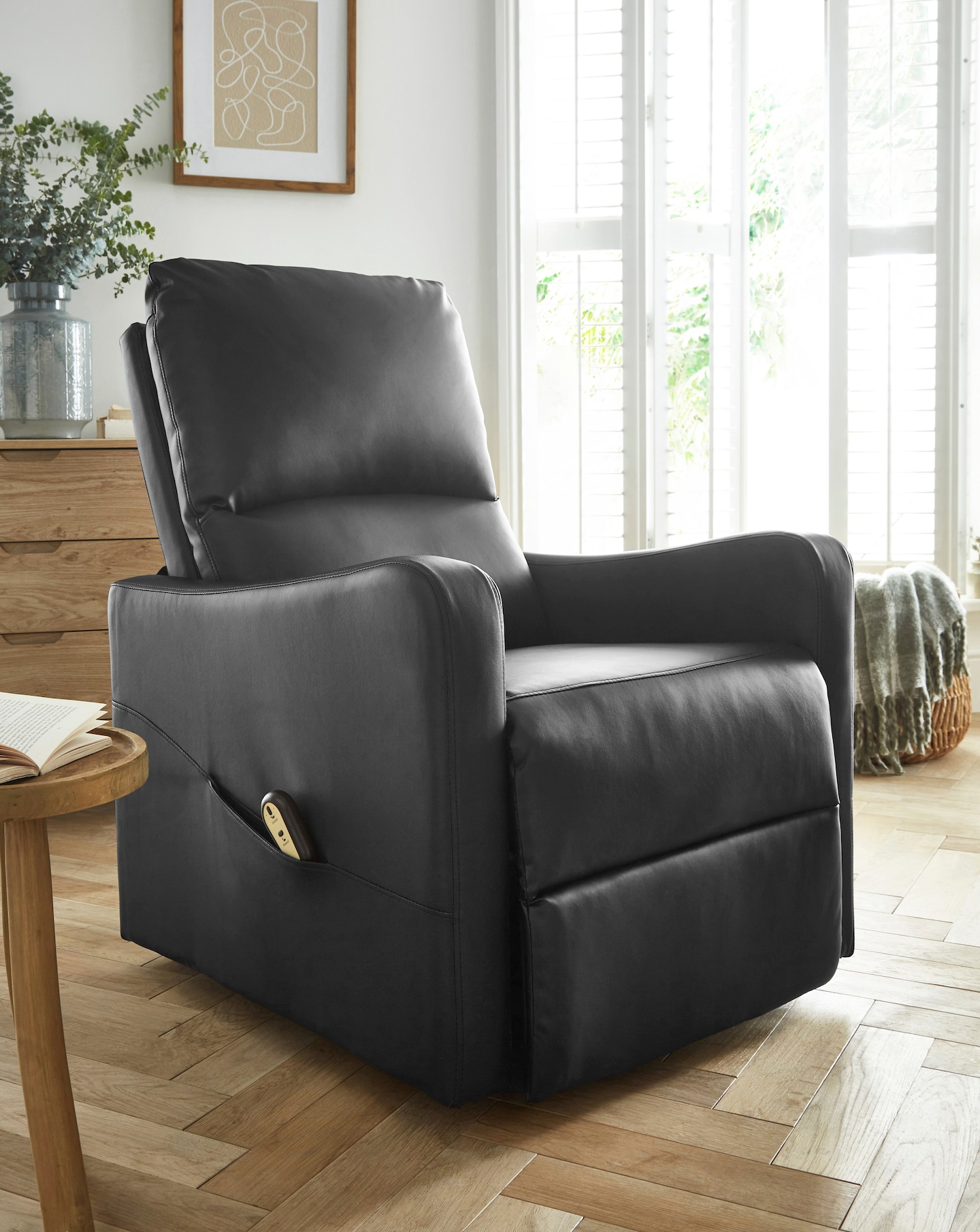 New In - Lincoln Faux Leather Recliner