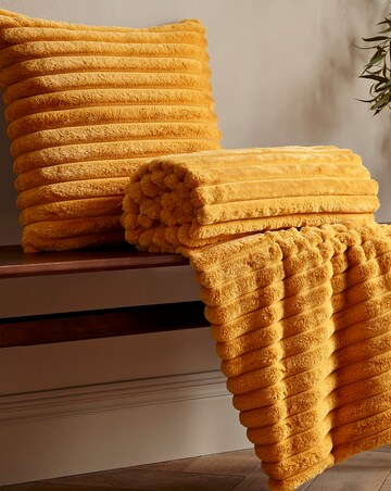 Catherine Lansfield Cosy Ribbed Throw
