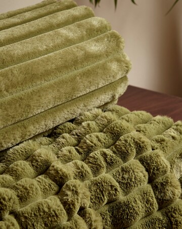 Catherine Lansfield Cosy Ribbed Throw