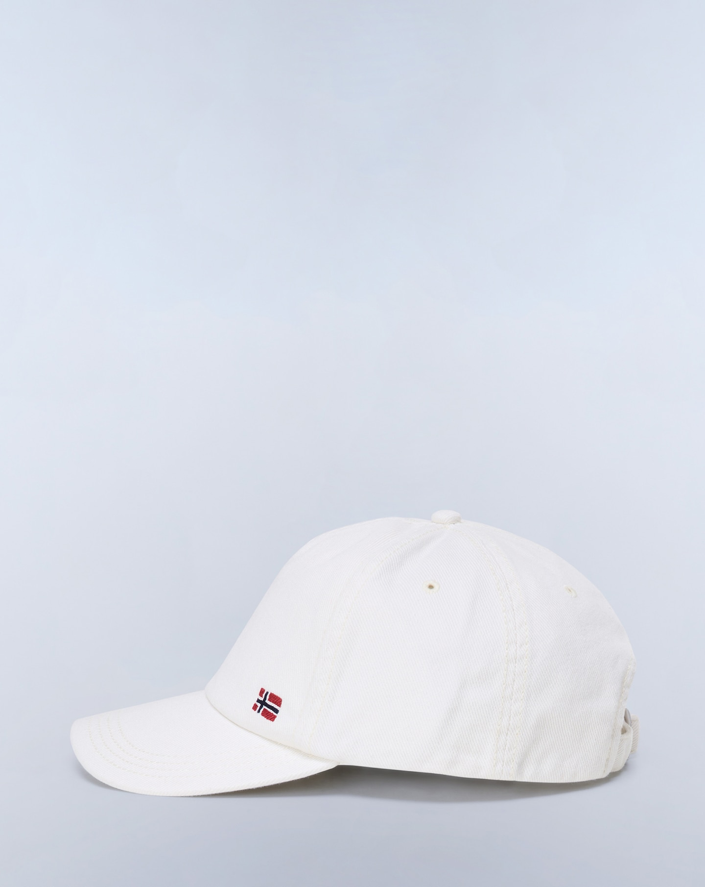 New In - Napapijri New Falis Cap - White