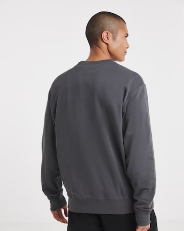 The North Face Essential Light Relaxed Crew Sweatshirt
