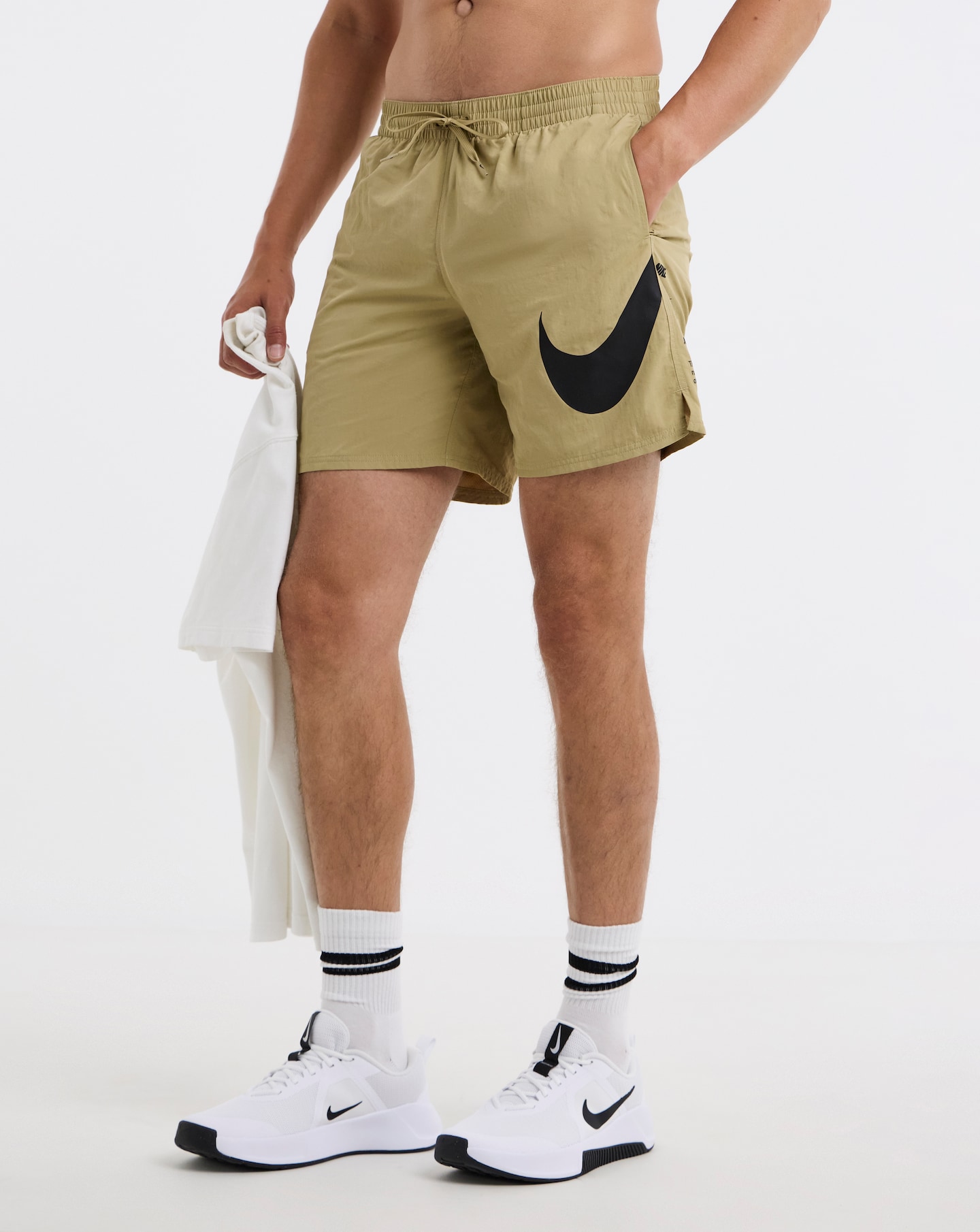 Nike Graphics 7 Volley Shorts"