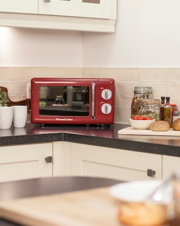 Russell Hobbs RHRETMM705R 17Litre Retro Manual Microwave - Red