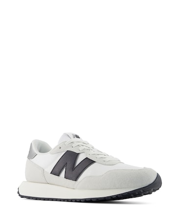 New Balance 237 Trainers