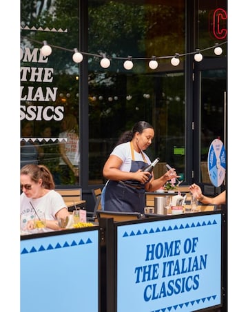 Two Course Dining with Prosecco for Two at Prezzo Italian E - Voucher