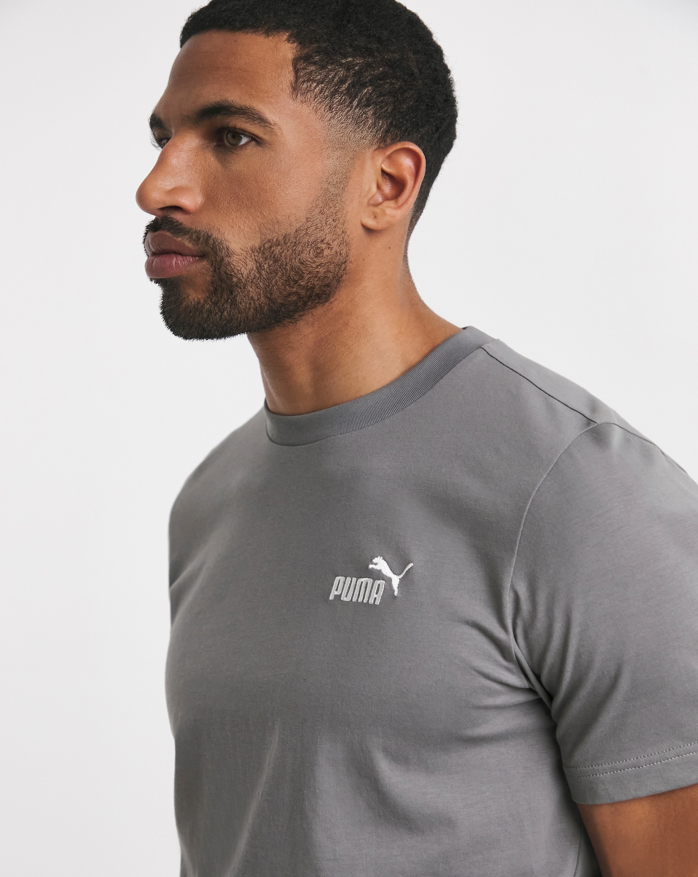 PUMA Essentials Small Logo T-Shirt