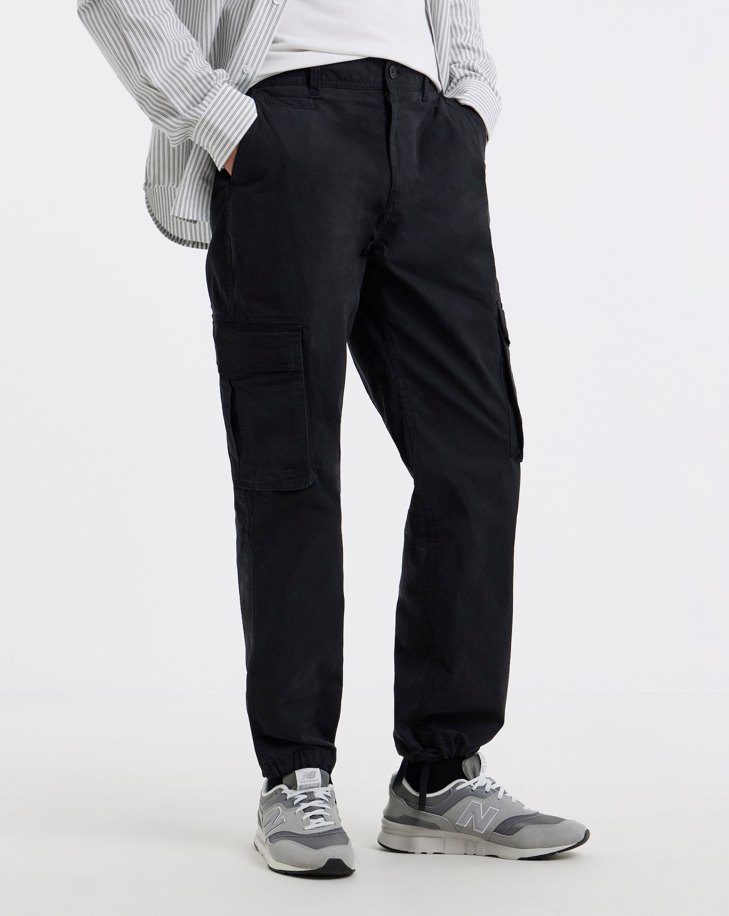 New In - Loose Fit Garment Dyed Cargo