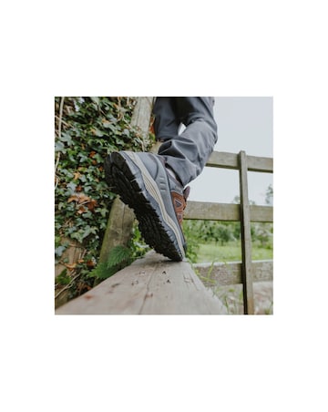 Cotswold Maisemore Low WP Hiking Shoe