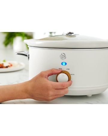 Swan Nordic 3.5L Slow Cooker - White
