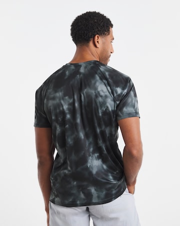 Nike Printed Hydroguard T-Shirt