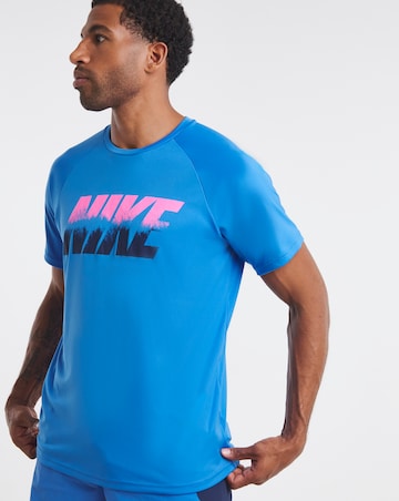 Nike Dip Dye Logo Hydroguard T-Shirt