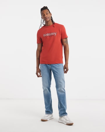 Tommy Jeans Short Sleeve Applique Graphic T-Shirt - Red