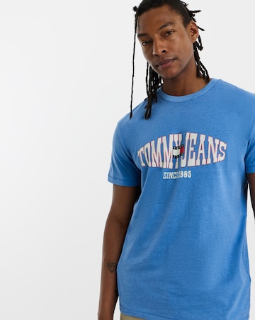 Tommy Jeans Short Sleeve Regular Waving Flag T-Shirt - Blue