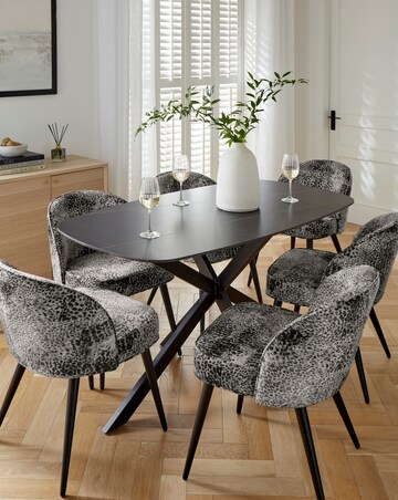 Brock Dining Table with 6 Savannah Chairs