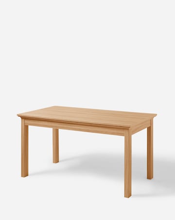 Ashford Dining Table with 4 Mae Chairs
