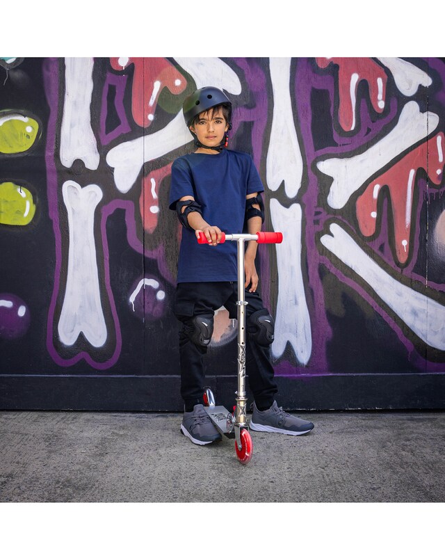 New In - Xoo Folding Scooter Led Wheels - Red