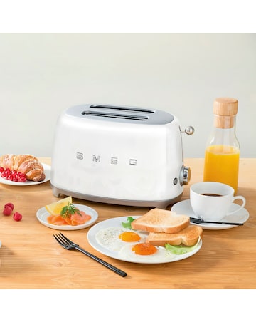 Smeg TSF01 2 Slice White Toaster