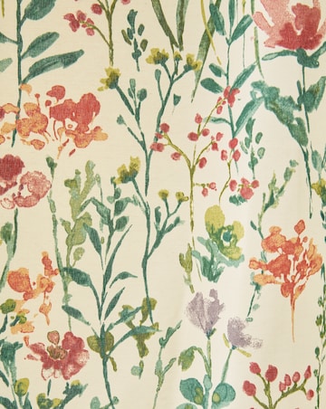 Sundour Amaryllis Tape Top Curtains