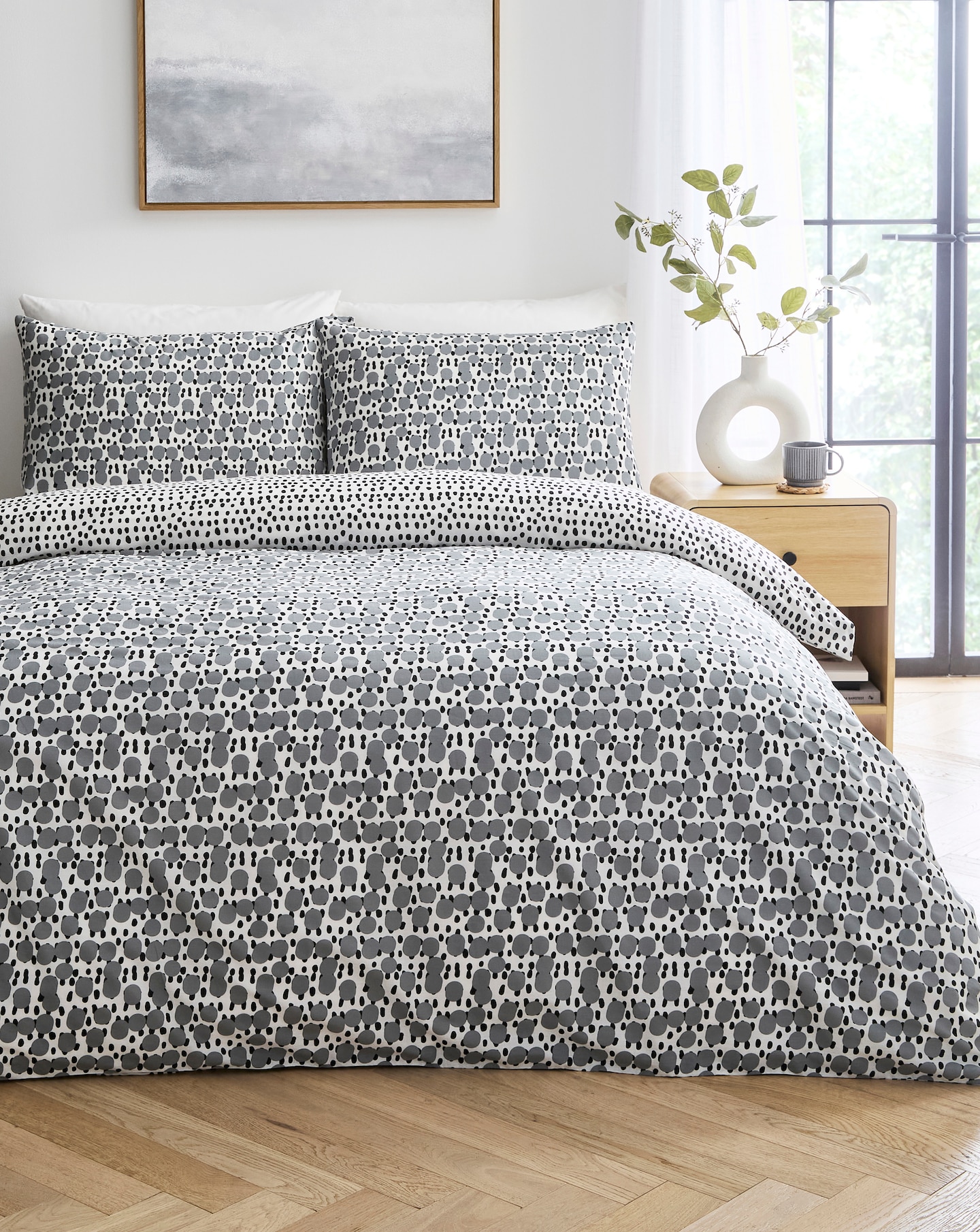 Nico Spot Duvet Cover Set