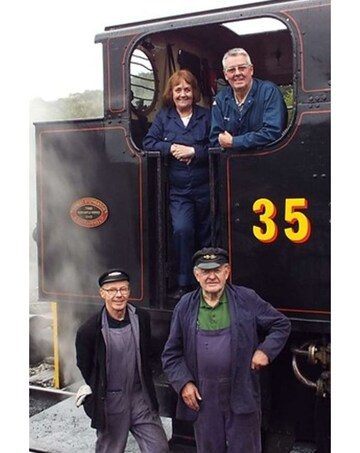 Embsay & Bolton Abbey Railway Steam Train with Breakfast for Two E-Voucher