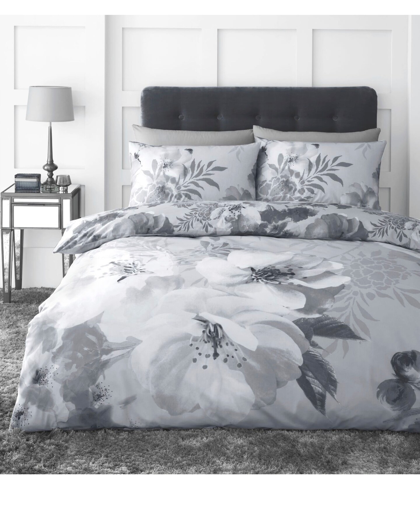 Catherine Lansfield Dramatic Floral Duvet Cover Set