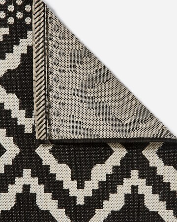 Geo Indoor/Outdoor Rug