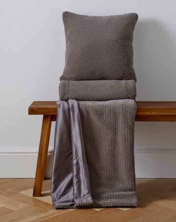 Bobble Fleece Throw