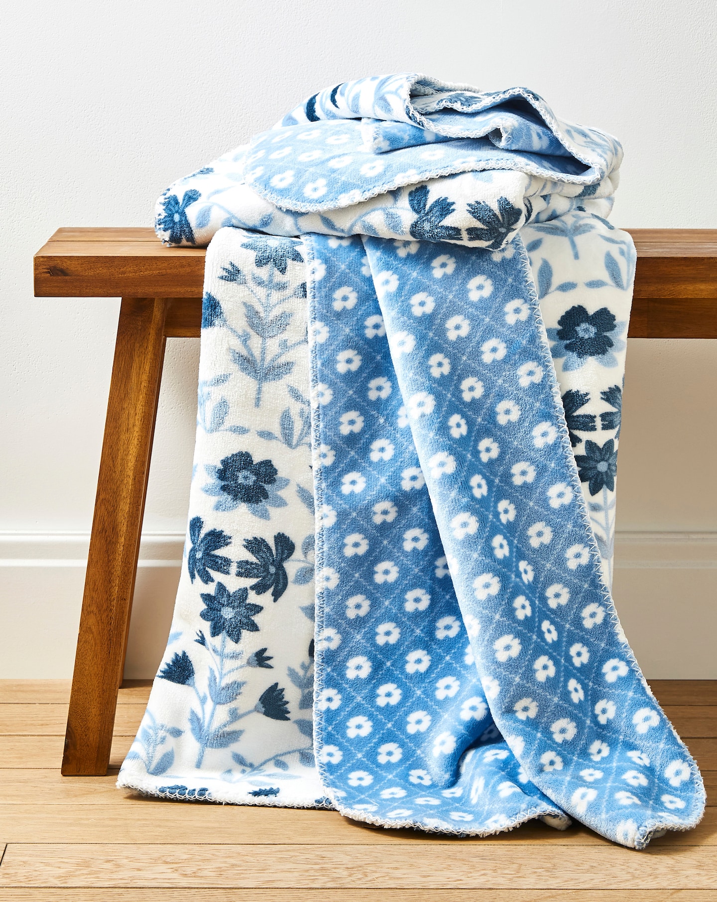New In - Reversible Floral Fleece Throw