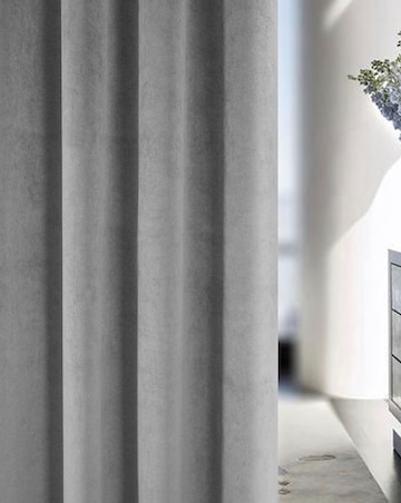 Hampton 100% Blackout Eyelet Velvet Curtain