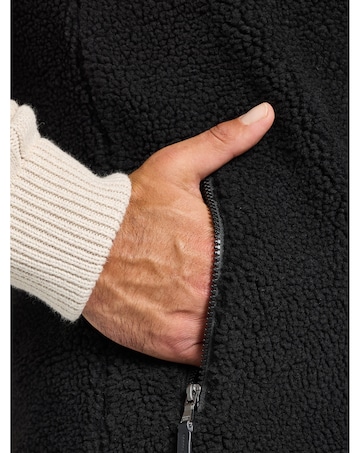 Raging Bull Heavy Borg Fleece Gilet Black