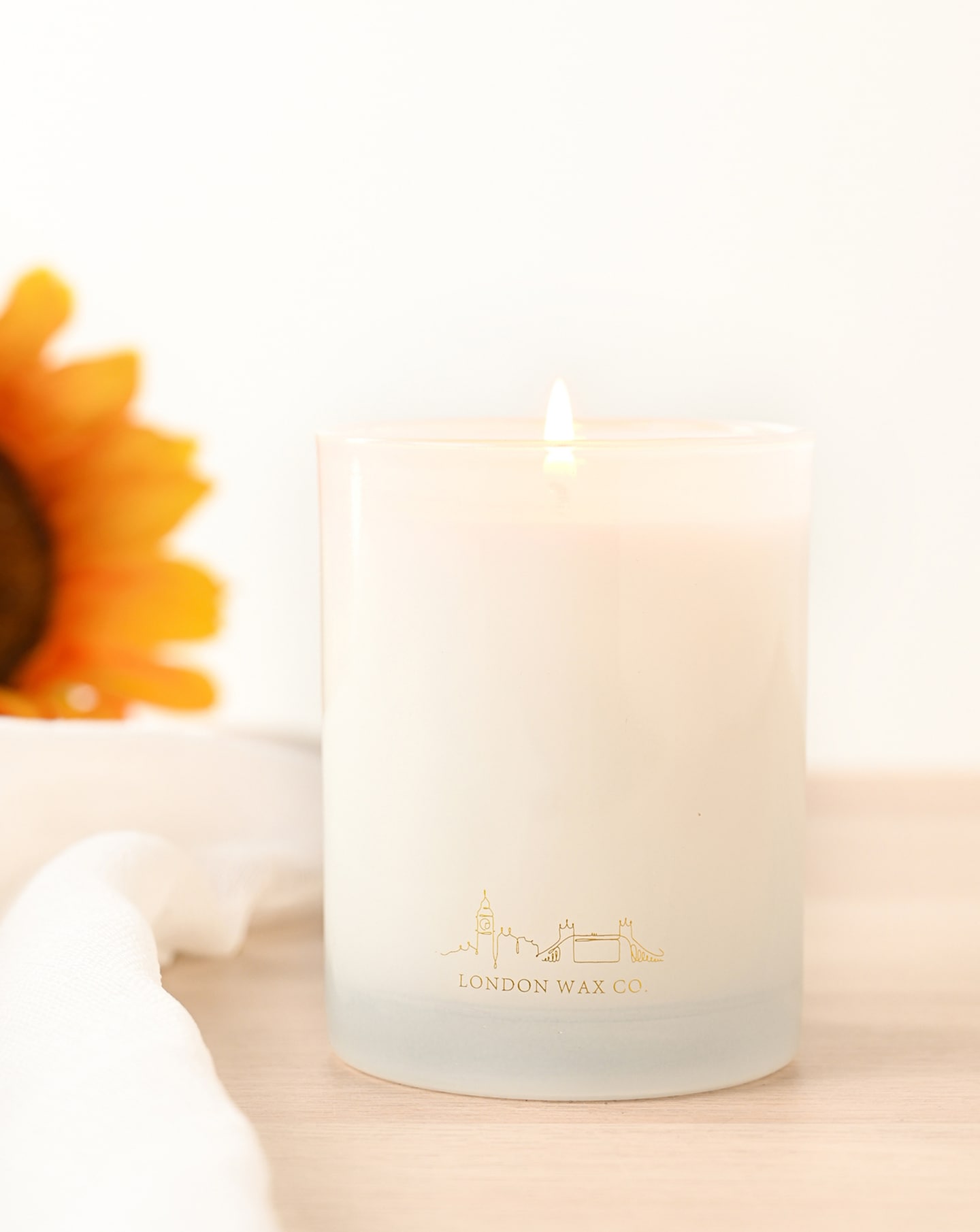 The London Wax Company Floral Candle